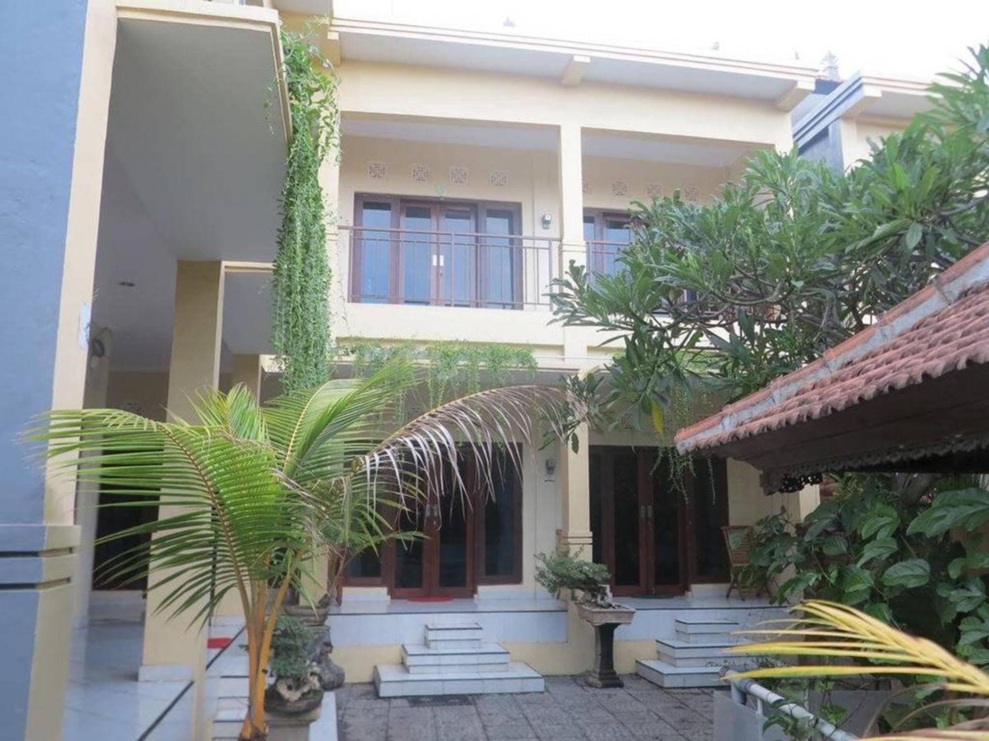 Sari Buana Bed & Breakfast Kuta Lombok Zewnętrze zdjęcie