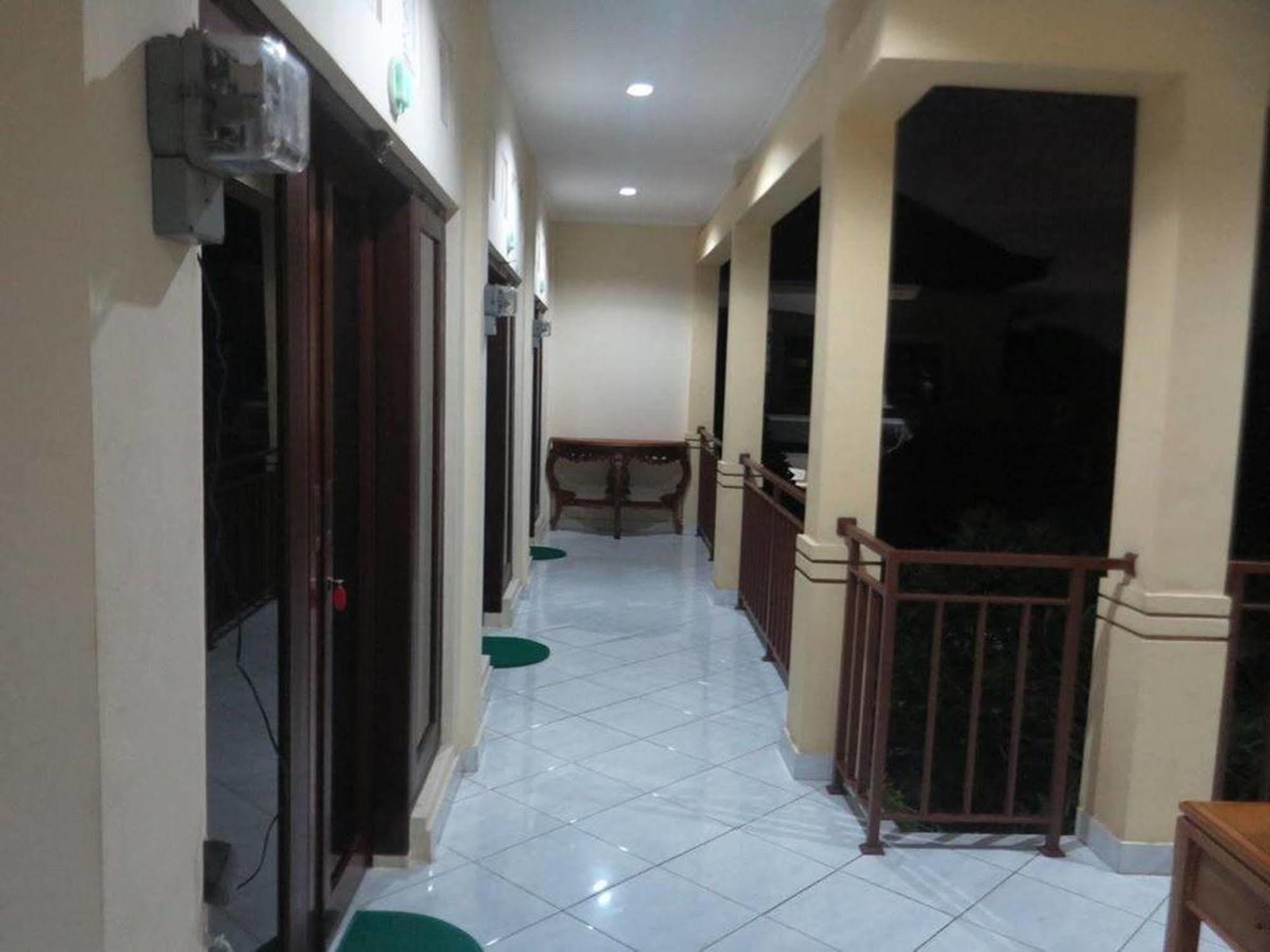 Sari Buana Bed & Breakfast Kuta Lombok Zewnętrze zdjęcie