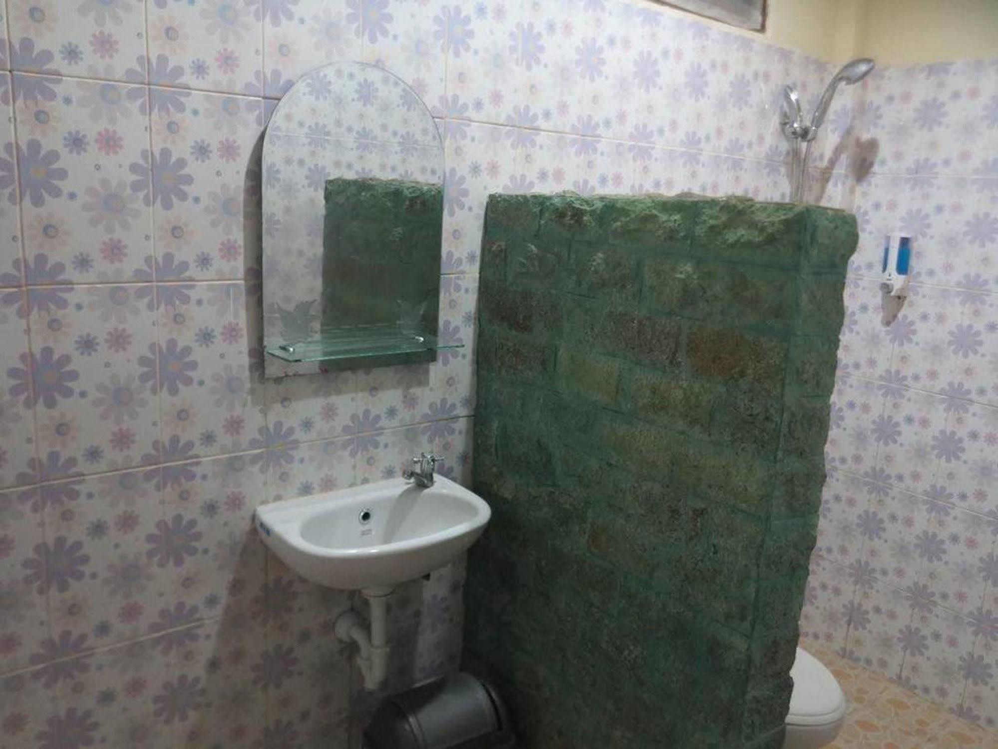 Sari Buana Bed & Breakfast Kuta Lombok Zewnętrze zdjęcie