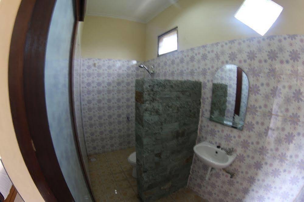 Sari Buana Bed & Breakfast Kuta Lombok Zewnętrze zdjęcie
